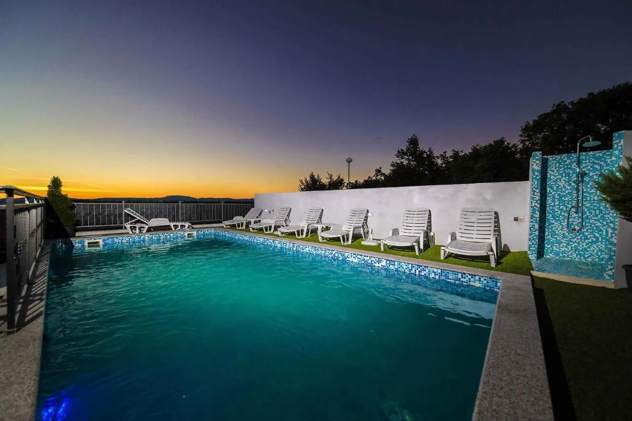 One-Bedroom Apartment in Crikvenica LXXXIV